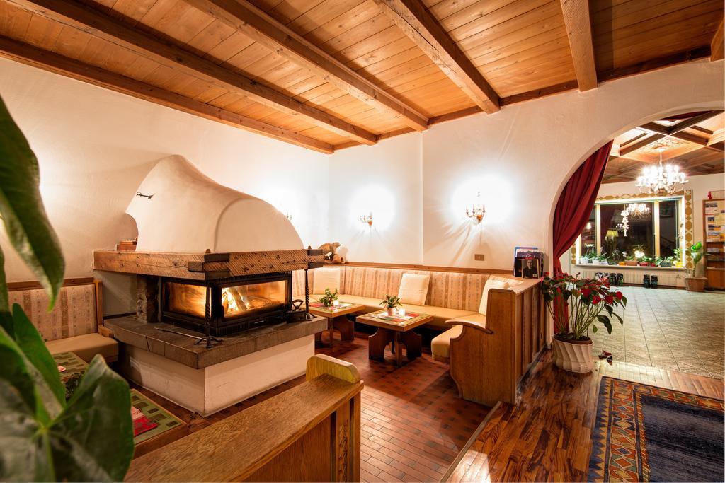 Solaia Hotel & Guesthouse กัสเตลรอตโต ภายนอก รูปภาพ